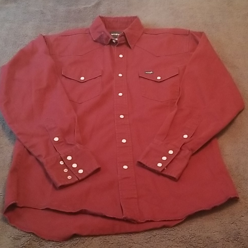 Wrangler Button Up